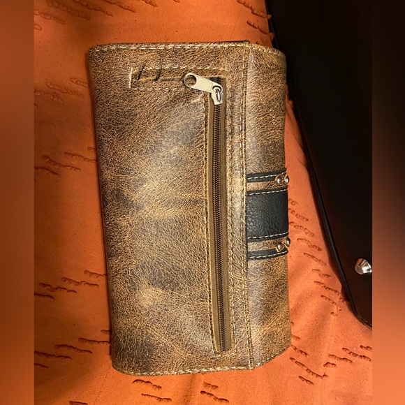 Used Western style purse and matching wallet set - Picture 5 of 13